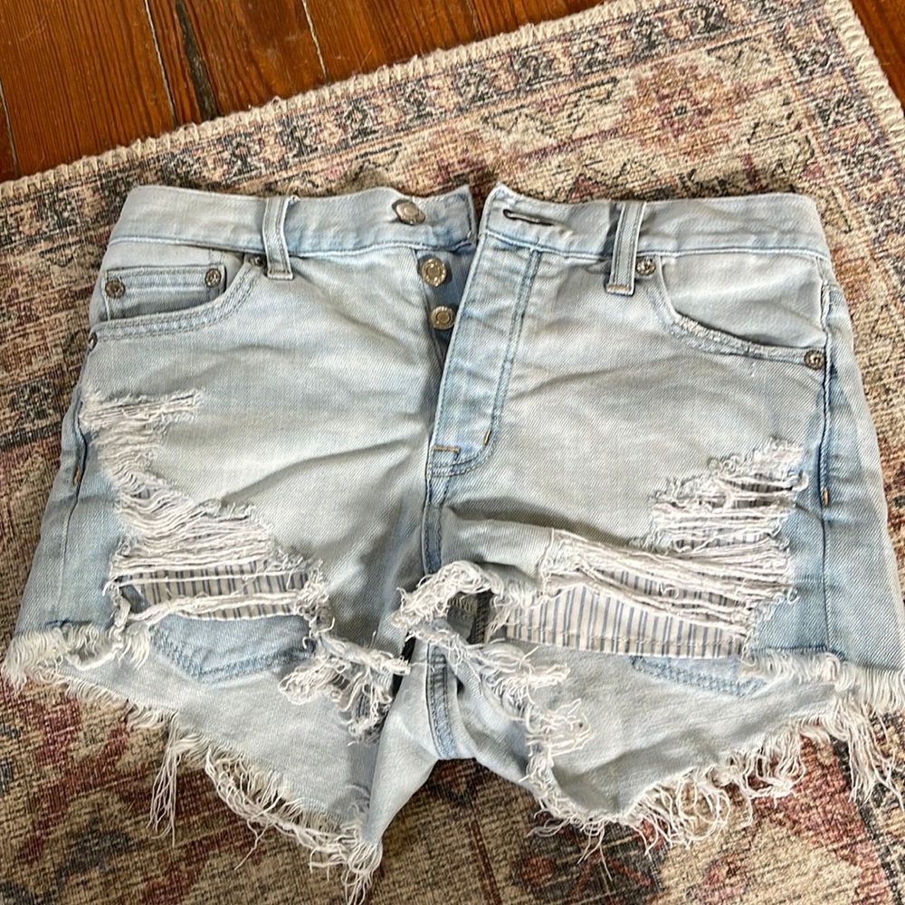 AE vintage hi-rise festival shorts